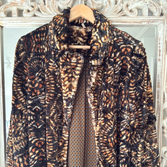 Free People Faux Fur Coat - Picture 3 of 6